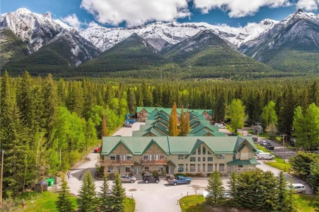 Banff Wood Lodge Canmore Exterior photo